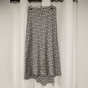 Abercrombie & Fitch Black and White Floral A-Line Skirt